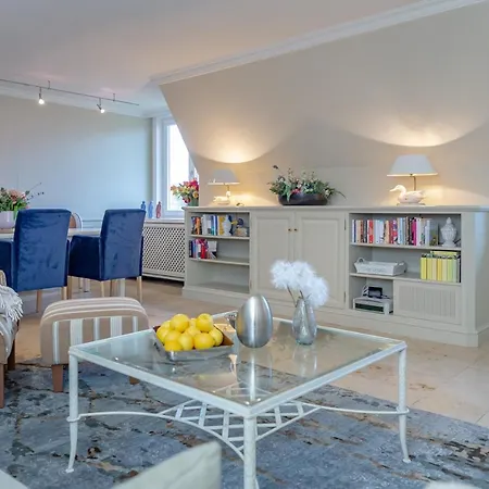 Kliffsand Apartment *